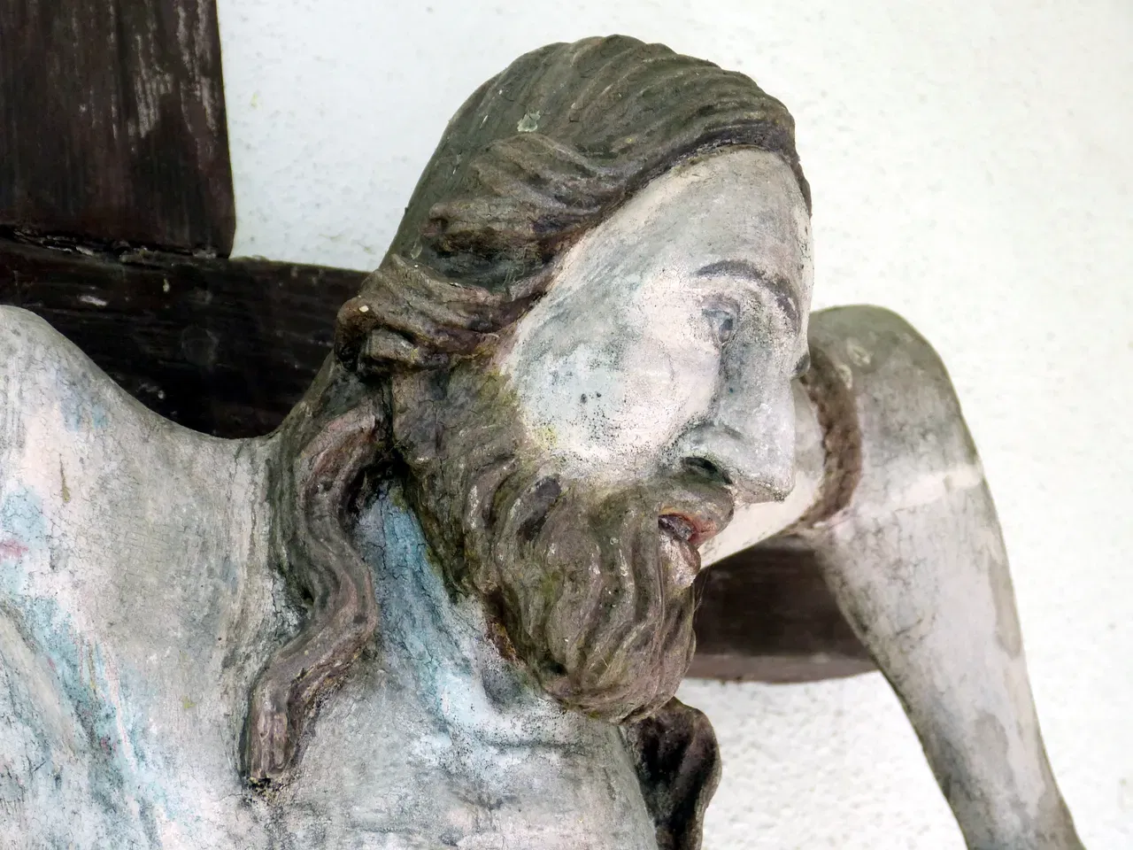 Depiction of the thief on the cross. Image from WikiMedia Commons.